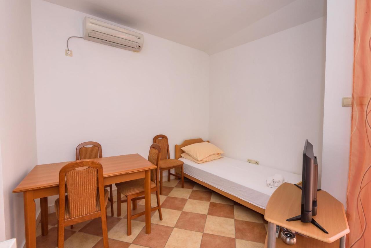 Apartments Zdravko Klek Dış mekan fotoğraf