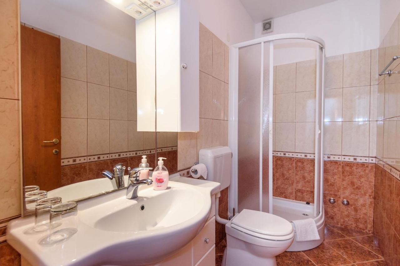 Apartments Zdravko Klek Dış mekan fotoğraf